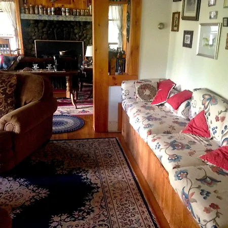 Whiteface Farm Adirondack Bed And Breakfast-2