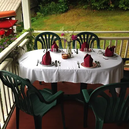 Whiteface Farm Adirondack Bed And Breakfast-3
